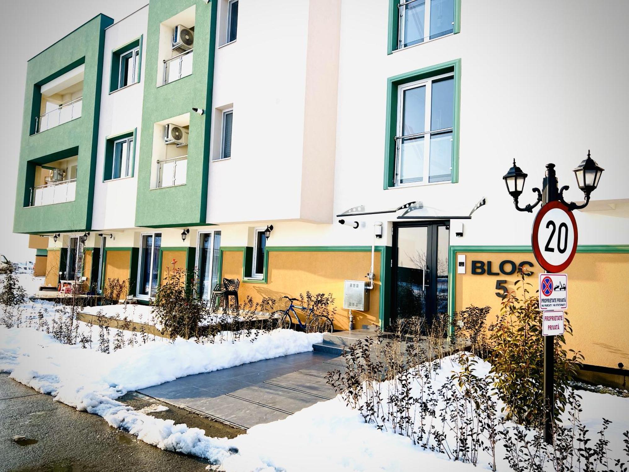 Airport Gardens Loft Lägenhet Otopeni Exteriör bild